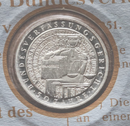 Moneta 10 marek 50 lat Trybunału 2001 r.